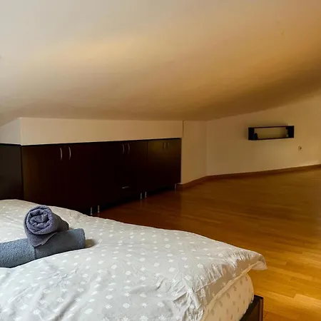 Macca-villacrosse Bucarest