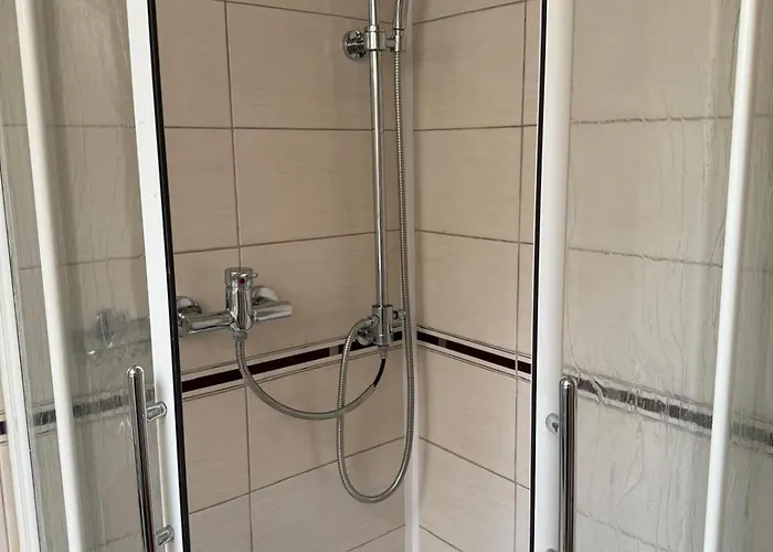 Macca-villacrosse * Bukareszt